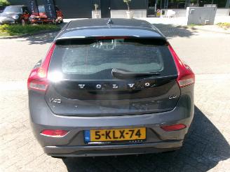 Volvo V-40 1.6 DIESEL MOMENTUM picture 7