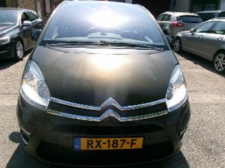 Citroën C4-picasso 1.6 e-HDI TENDANCE AUTOMAAT picture 3
