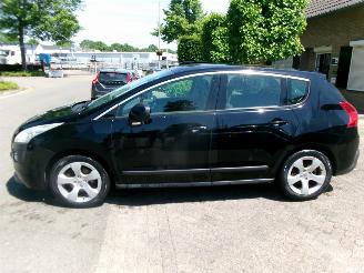 Peugeot 3008 1.6 I ST AUTOMAAT CLIMA NAVI PANO picture 2