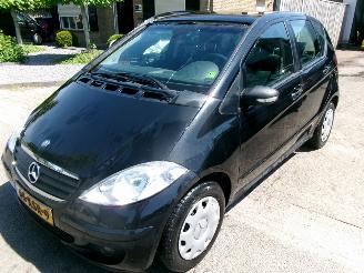 krockskadad bil auto Mercedes A-klasse 150 BENZINE 2007/5