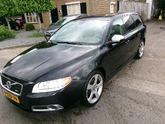 Avarii autoturisme Volvo V-70 2.4 D5 R-DESIGN SUMMUM GEEN SCHADE 2011/4