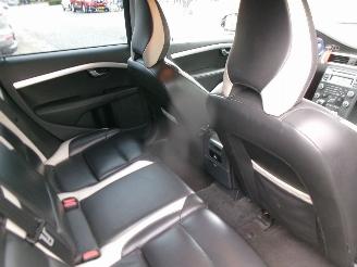 Volvo V-70 2.4 D5 R-DESIGN SUMMUM GEEN SCHADE picture 10