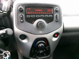 Peugeot 108 1.0 e-VTI ACTIVE picture 19