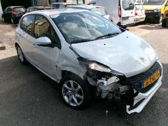 Peugeot 208 1.2 I ENVY CLIMA NAVI picture 8