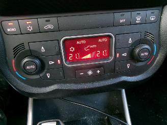 Alfa Romeo MiTo 1.3  JTDm DISTINCTIVE CLIMA LEDER picture 15