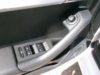 Skoda Octavia 1.6 TDI AMBITION BUSINESSLINE CLIMA picture 10