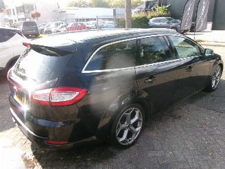 Ford Mondeo 1.6 I PLATINUM CLIMA NAVI GEEN SCHADE picture 6