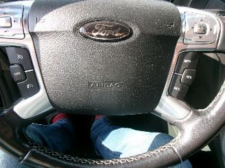 Ford Mondeo 1.6 I PLATINUM CLIMA NAVI GEEN SCHADE picture 19