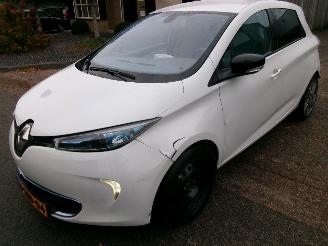 škoda osobní automobily Renault Zoé Q210 ZEN QUIKCHARGE INCLUSIEF ACCU 2013/12