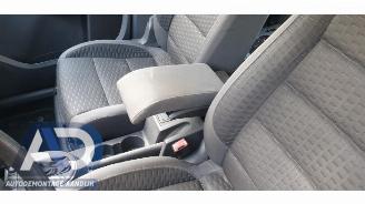 Volkswagen Touran Touran (1T1/T2), MPV, 2003 / 2010 2.0 TDI DPF picture 10