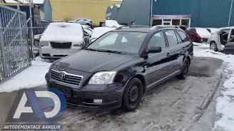 demontáž osobní automobily Toyota Avensis Avensis Wagon (T25/B1E), Combi, 2003 / 2008 2.0 16V D-4D 2007