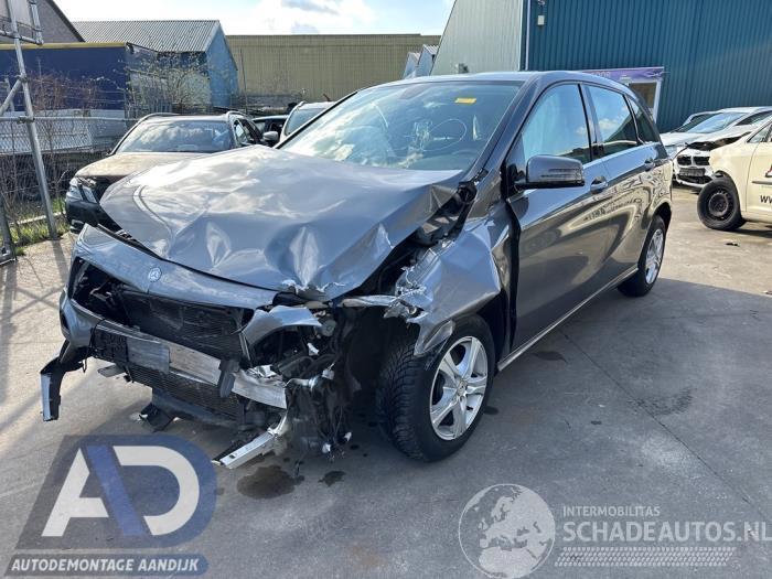 Mercedes B-klasse B (W246/W242), Hatchback, 2011 / 2018 1.6 B-180 BlueEFFICIENCY Turbo 16V