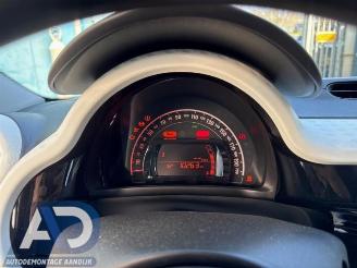 Renault Twingo Twingo III (AH), Hatchback 5-drs, 2014 1.0 SCe 65 12V picture 14