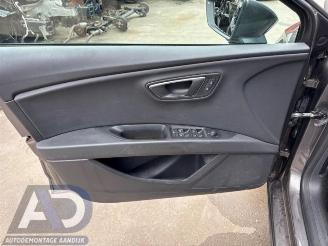 Seat Leon Leon ST (5FF), Combi 5-drs, 2012 / 2020 1.6 TDI Ecomotive 16V picture 14