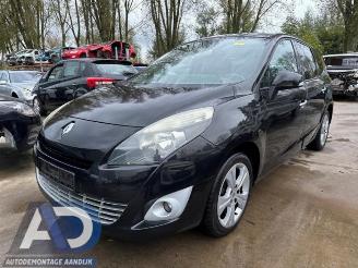 Vrakbiler auto Renault Grand-scenic Grand Scenic III (JZ), MPV, 2009 / 2016 1.4 16V TCe 130 2010