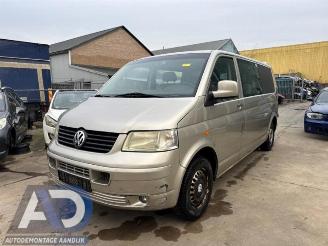 krockskadad bil auto Volkswagen Transporter Multivan T5 (7E/7HC/7HF/7HM), MPV, 2003 / 2015 2.5 TDi 2004/5