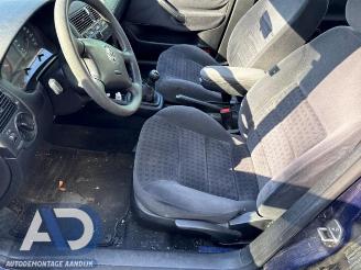 Volkswagen Golf Golf IV (1J1), Hatchback, 1997 / 2005 1.6 picture 9