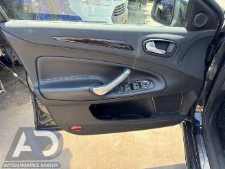 Ford Mondeo Mondeo IV, Hatchback, 2007 / 2015 2.3 16V picture 18