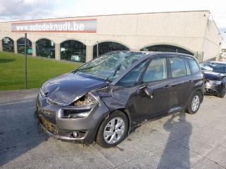 Salvage car Citroën C4-picasso SÃ‰DUCT  1.6 HDI 2015/6