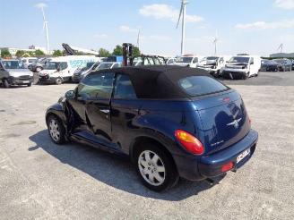 Chrysler Pt-cruiser 2.4  CABRIO picture 2