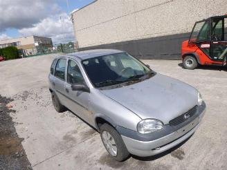Salvage car Opel Corsa 1.2 2000/1