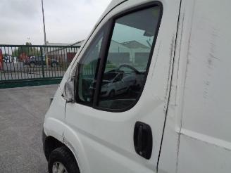 Peugeot Boxer 2.2 HDI 150 picture 18