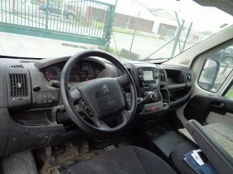 Peugeot Boxer 2.2 HDI 150 picture 9