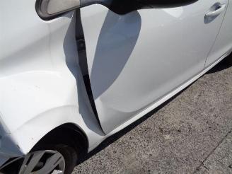 Peugeot 208 1.2  ACTIVE  HMZ picture 18