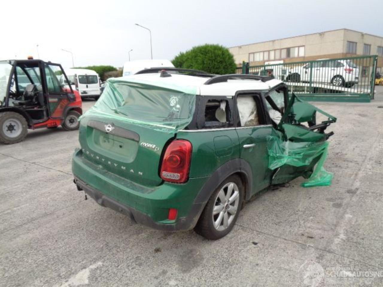 Mini Cooper 2.0 D  4X4