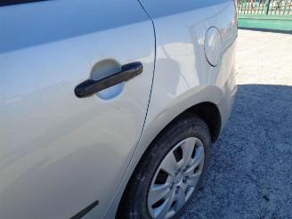 Hyundai I-30 1.6 I picture 8