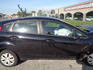 Ford Fiesta 1.6 TDCI picture 14