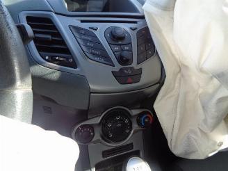 Ford Fiesta 1.6 TDCI picture 20