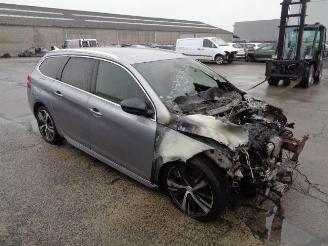 Peugeot 308 1.6 HDI GT LINE picture 4
