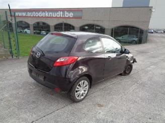 damaged passenger cars Mazda 2 1.4 TDCI 2008/8