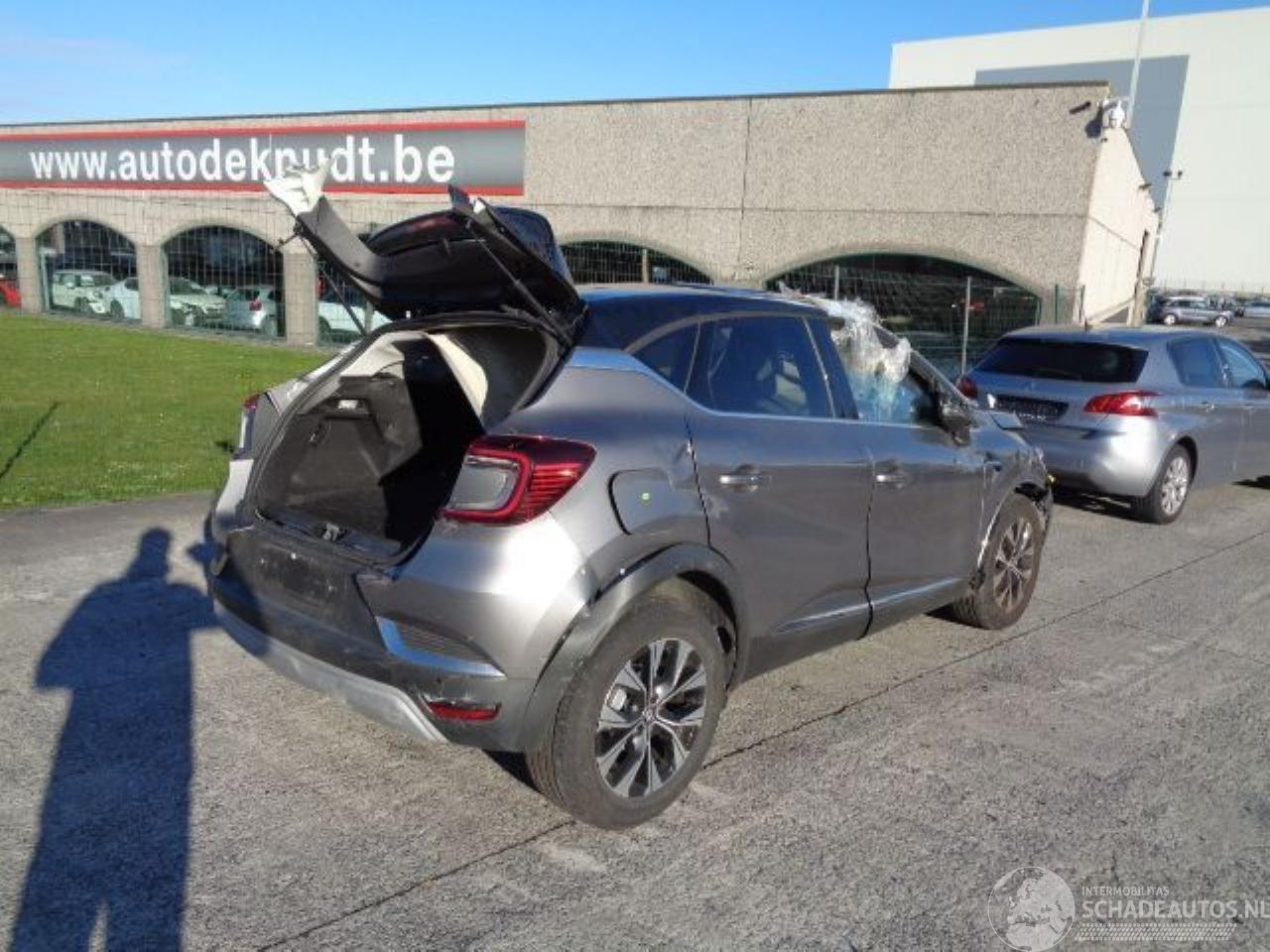 Renault Captur 1.0   TECHNO