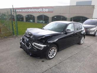 Voiture accidenté BMW 1-serie ADVANTAGE 2017/5