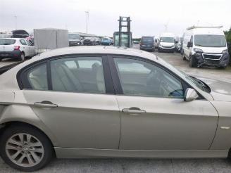 BMW 3-serie N47D20A picture 12