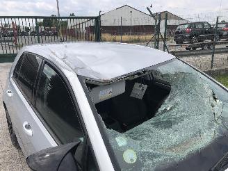 Volkswagen Golf 1.6 TDI        CLH picture 8