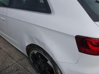 Audi A3 S-LINE 1.6 TDI CLHA picture 19