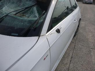 Audi A3 S-LINE 1.6 TDI CLHA picture 16