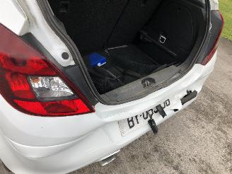Opel Corsa 1.3 CDTI A13DTC picture 19