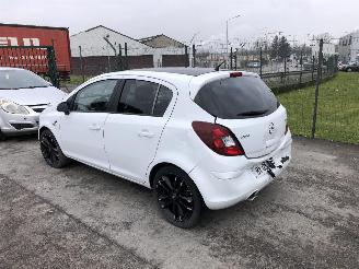 Coche accidentado Opel Corsa 1.3 CDTI A13DTC 2011/11