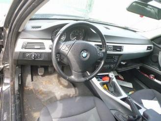 BMW 3-serie N46B20B picture 17