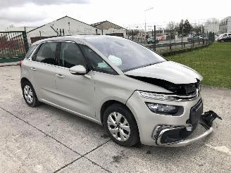 Citroën C4-picasso FEEL 1.2 TURBO picture 3
