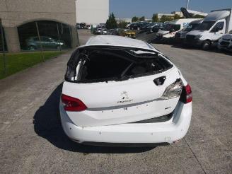 Peugeot 308 1.5 HDI GT LINE picture 6