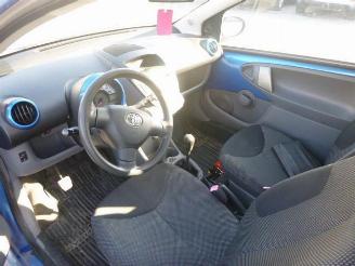 Toyota Aygo 1.0 picture 13