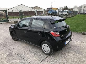 skadebil auto Mitsubishi Space-star 1.0 2020/8