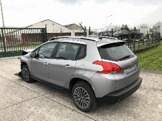 Démontage voiture Peugeot 2008 1.2 HMZ AUTOMATIQUE 2015/11