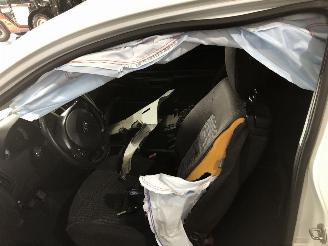 Kia Cee d 1.6 CRDI D4FB picture 19