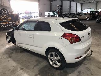 Kia Cee d 1.6 CRDI D4FB picture 2